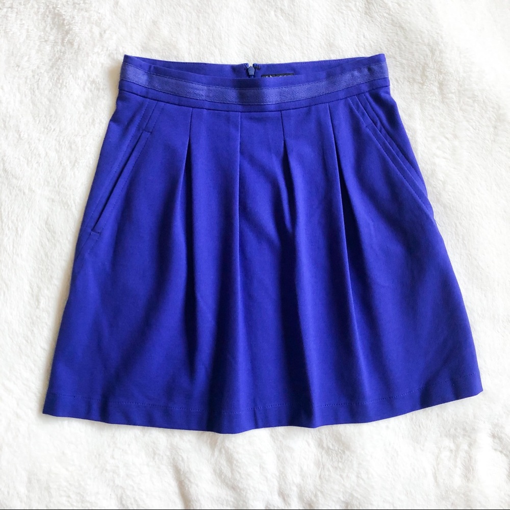 NWT Theory Nordstrom Royal Blue Front Pleated Nolette Skirt - Size 0